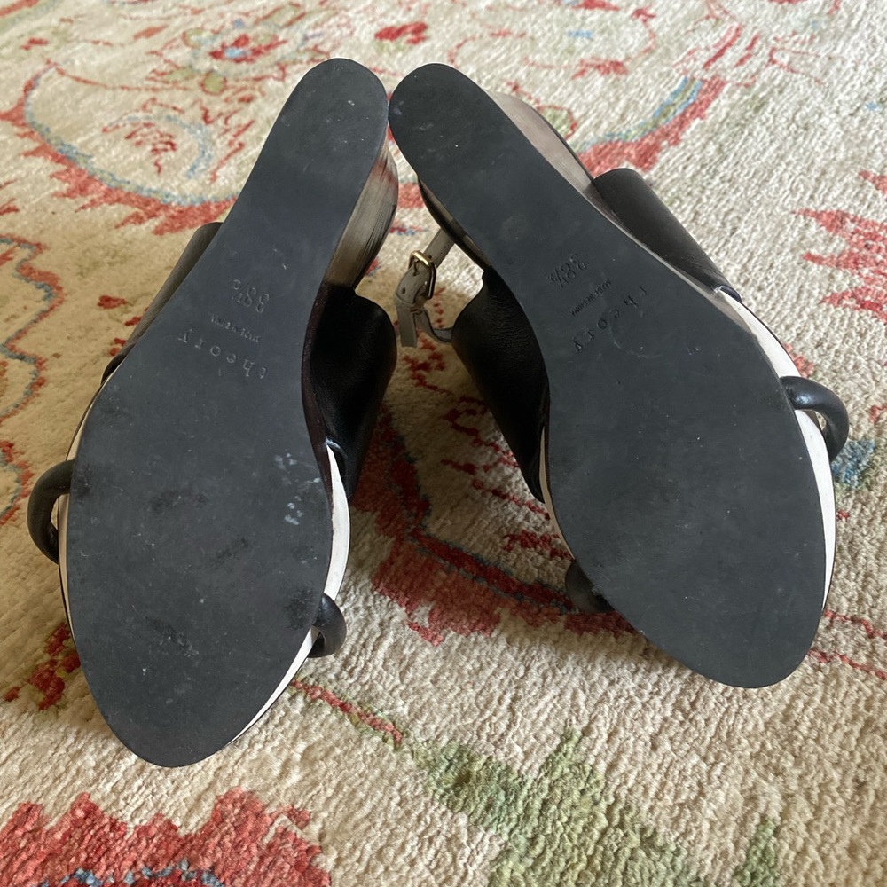 stacked platform. - Picture 7 of 11